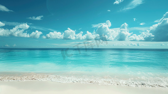 阳光下海边沙滩的摄影高清图片