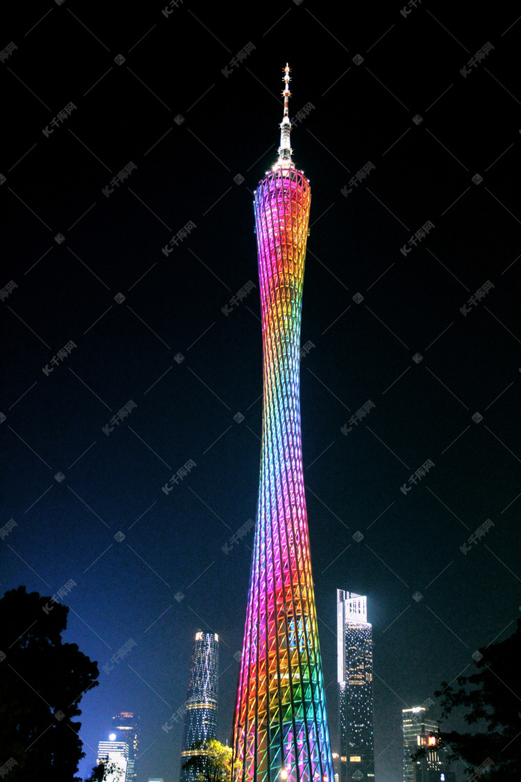 千库摄影频道为彩色广州地标小蛮腰广州塔夜景高清图片提供免费下载