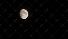 黑夜月亮摄影图