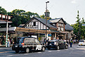 日本城市原宿车站正门摄影图