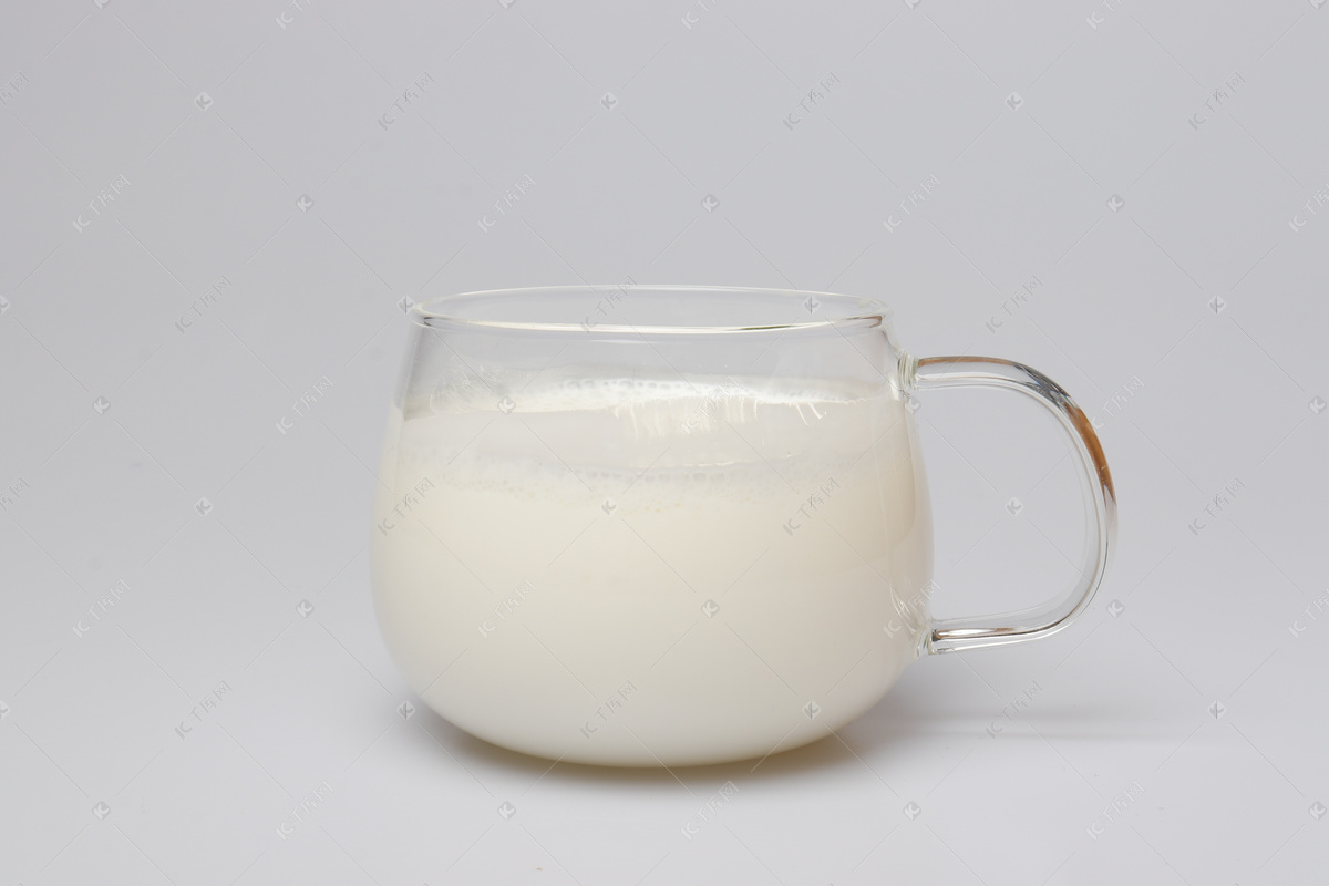 酸奶牛奶美食白底元素