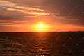 海上日出景象摄影图