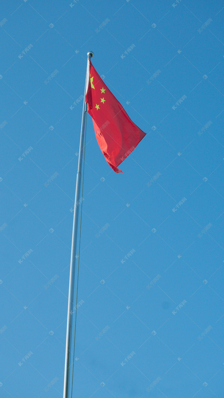 风中的国旗