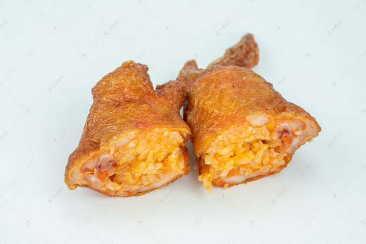 餐饮美食鸡翅包饭摄影图高清摄影大图-千库网