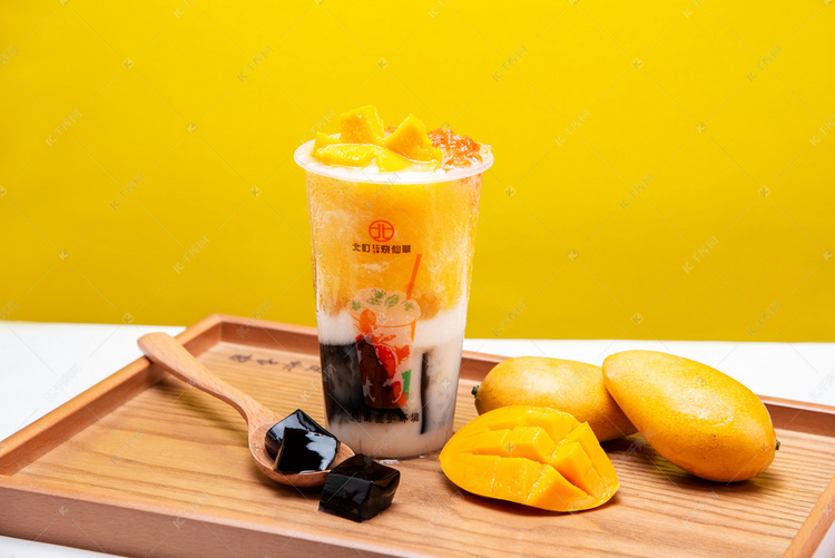杨枝甘露烧仙草摄影图