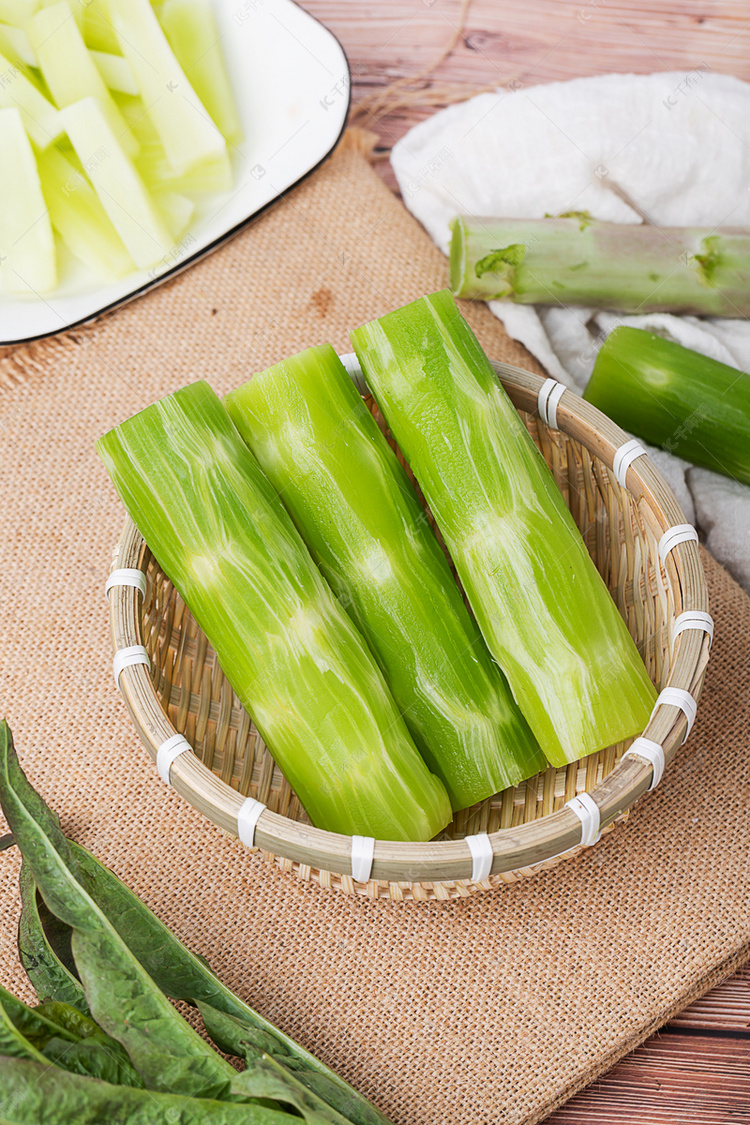 食材莴苣莴菜新鲜美味摄影图配图