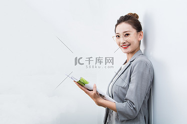 人像美女看书