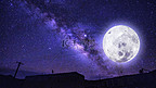 中秋城市夜晚星空圆月夜晚月亮银河中秋节赏月摄影图配图