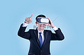 VR人像眼镜科技虚拟体验摄影图配图