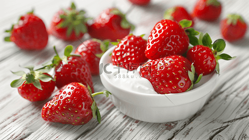 新鲜的草莓和奶油10