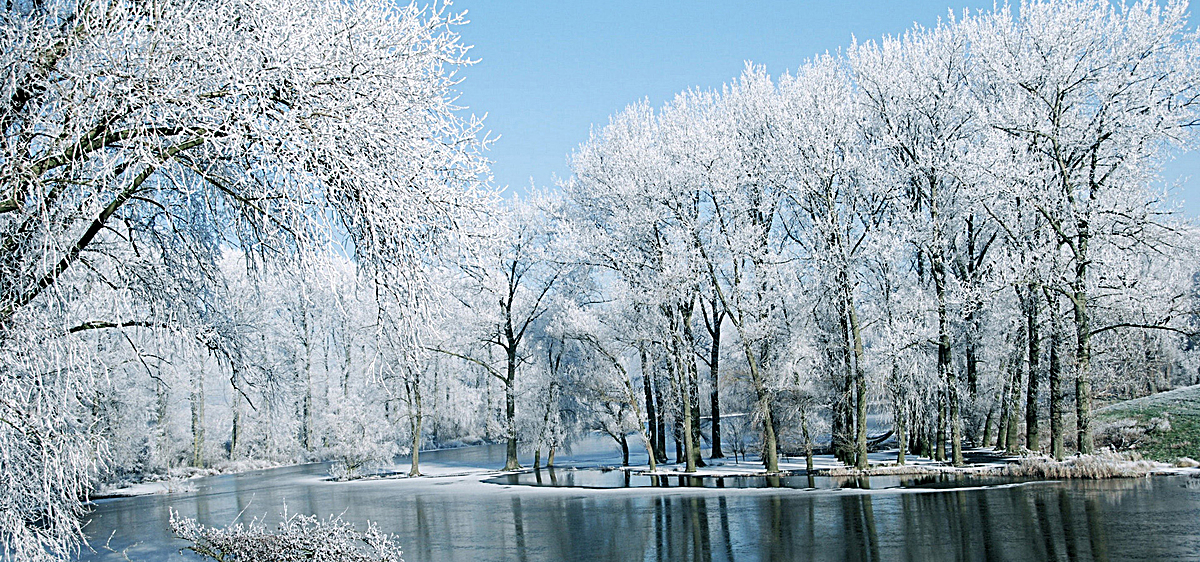 唯美冬季雪景风景背景