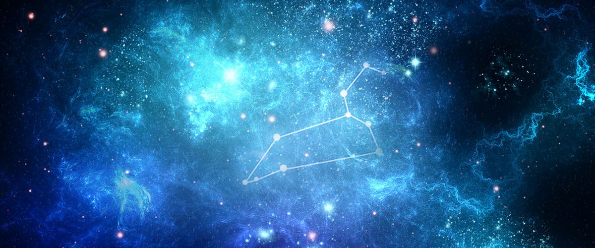 蓝色渐变浪漫星空白羊座海报