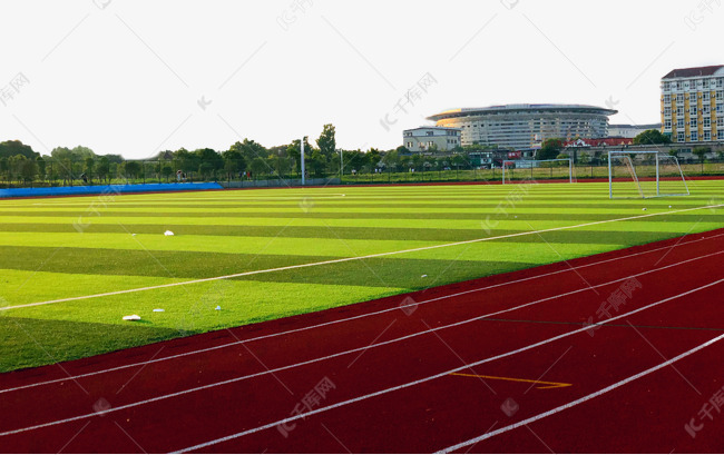 如何写学校的操场 c59035c304e090b17ccbecbc33ef0541.jpg