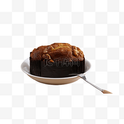 盘子里的枣糕蛋糕叉子