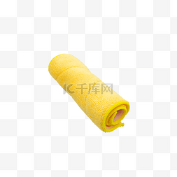 卷着黄色毛巾