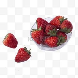 洗草莓图片_新鲜刚洗的草莓免扣图
