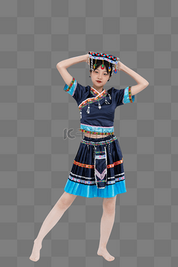 服装logo图片_民族服装女孩跳舞