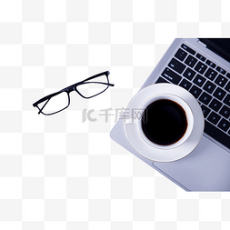 电脑图片_办公桌面电脑键盘眼镜咖啡杯俯视