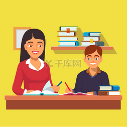 教室书架图片_Woman teacher tutor tutoring boy