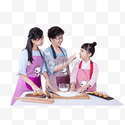做月饼月饼图片_月饼中秋节一家人做月饼