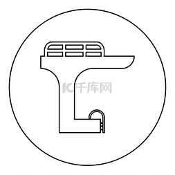 游泳池中的塔跳板跳水跳板游泳图