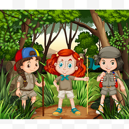 三个女孩在丛林里徒步旅行