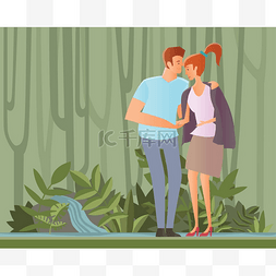 年轻快乐的情侣在丛林森林或公园
