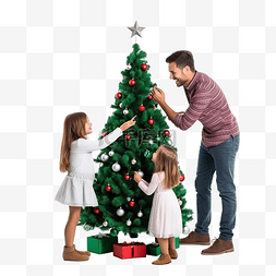 年轻的家庭装饰圣诞树并一起庆祝