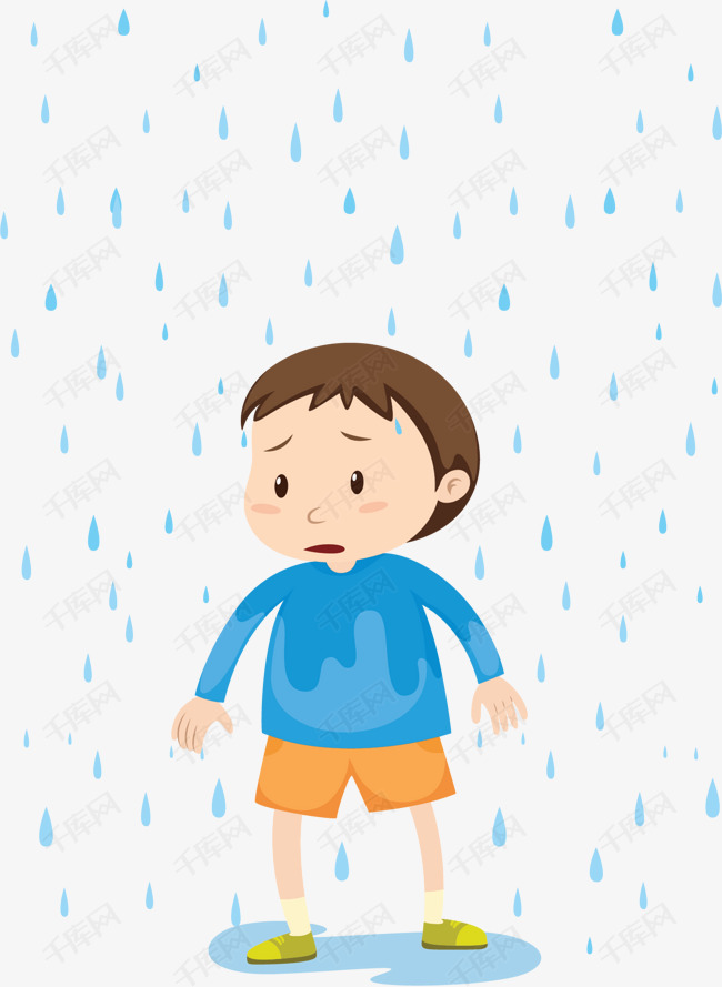 下雨天被雨浇的男孩