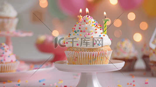 蛋糕蜡烛插画图片_彩色唯美可爱小蛋糕蜡烛的插画6