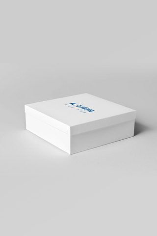 白色包装盒素材海报模板_白色方型盒子样机展示