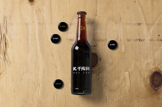 玻璃瓶展示海报模板_啤酒杯包装样机展示