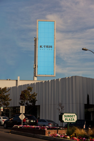 大型广告牌素材模板户外蓝色风格创意风格样机