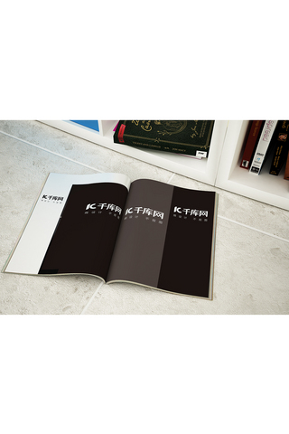 黑色铁艺椅子海报模板_地上翻开书籍贴图模板杂志黑色创意样机