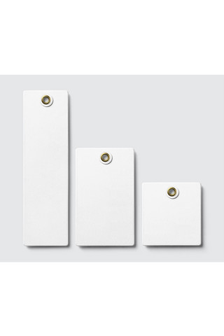 衣服吊牌设计模板展示白色简约样机