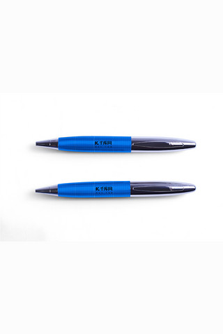 圆珠笔品牌设计素材模板展示蓝色高挡样机
