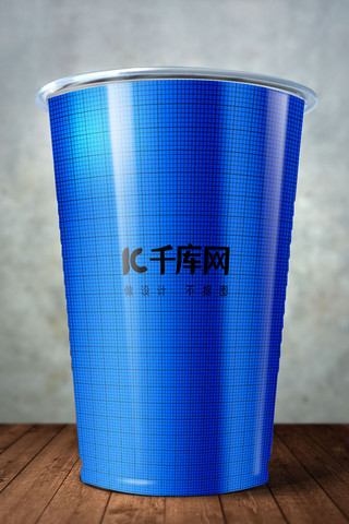 蓝色简约大气样机海报模板_饮品塑料杯蓝色简约大气样机