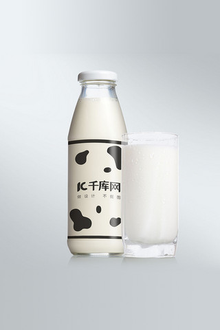 白色瓶子包装样机海报模板_酸奶包装白色个性创意样机