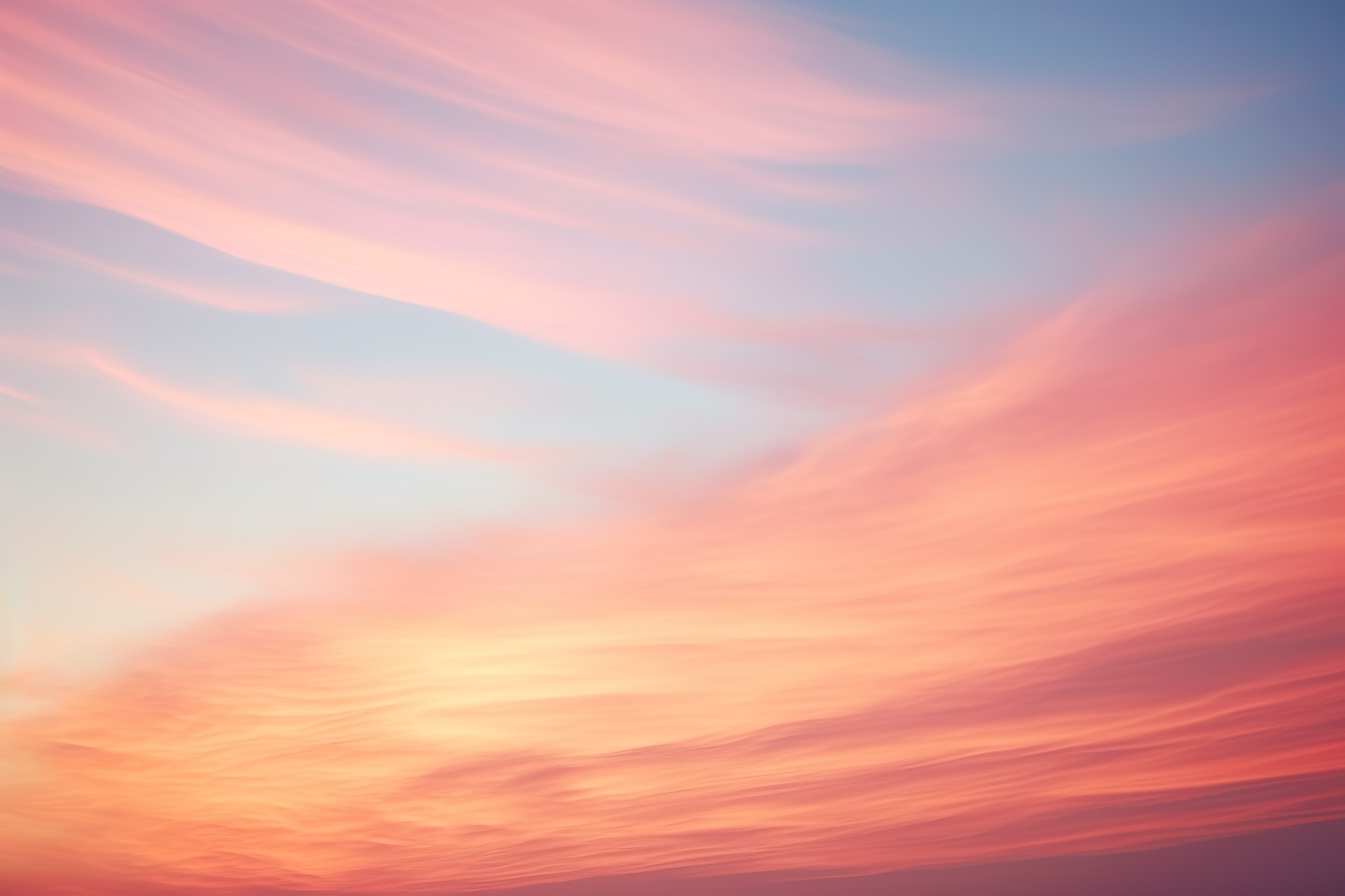 日落时的红色粉色和粉色夕阳天空图片