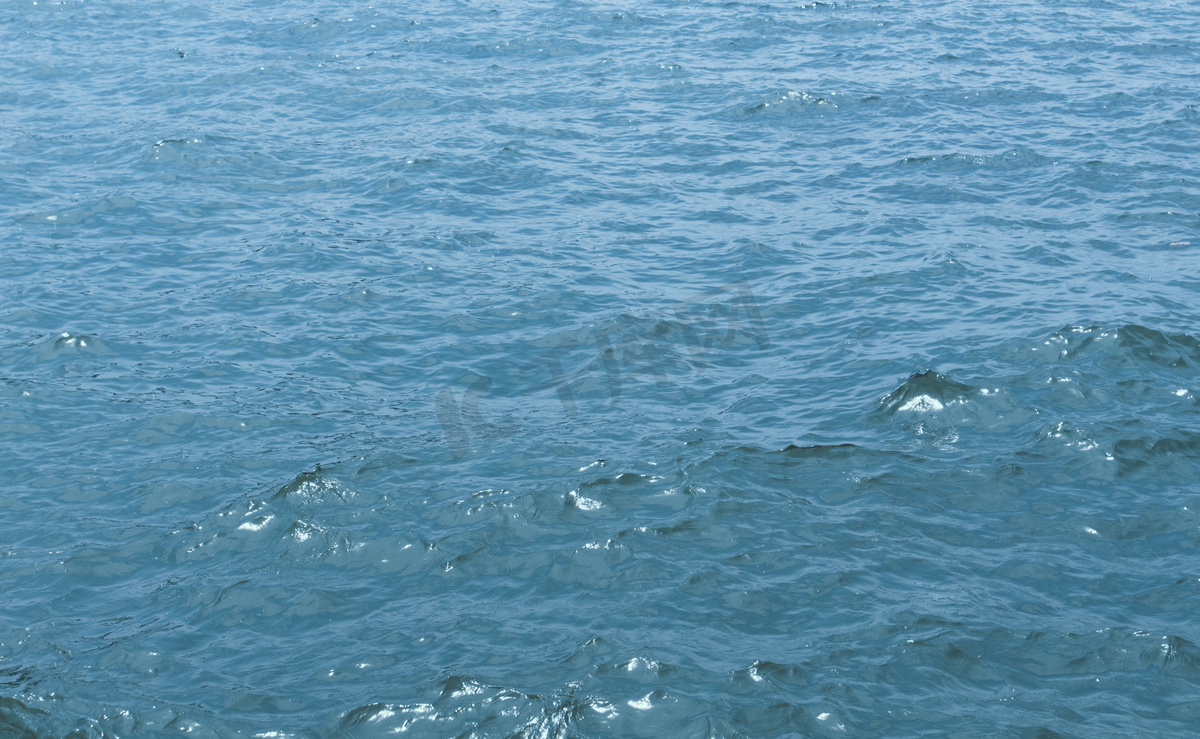 蓝色海水水波纹摄影图图片