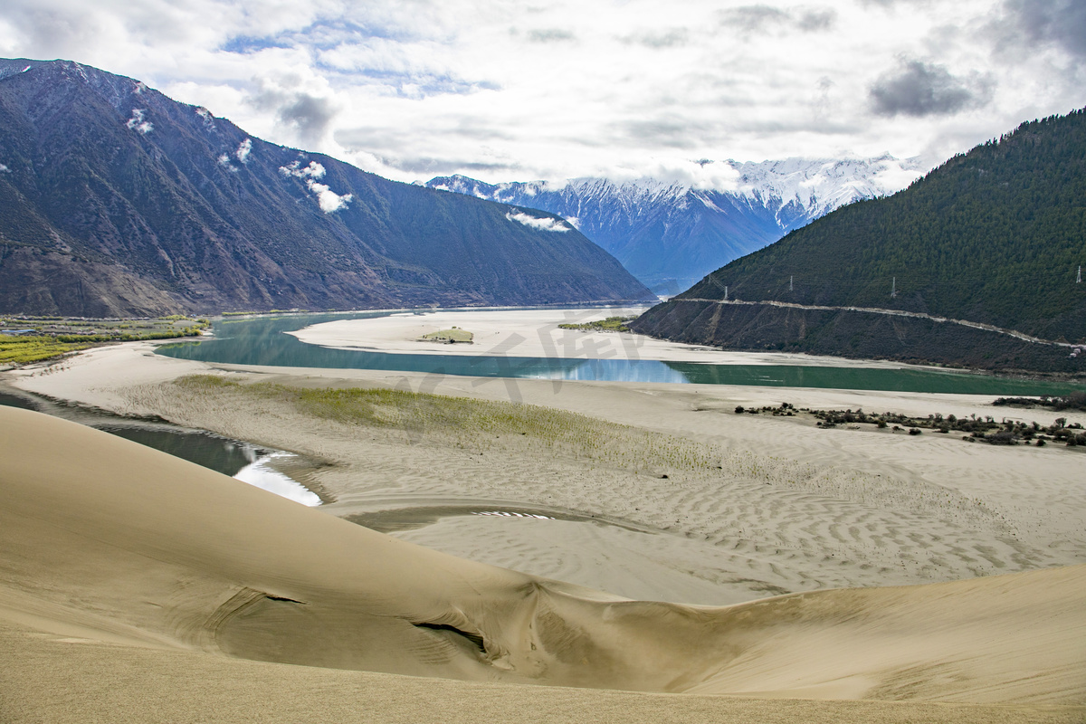 西藏风景山峰山景摄影图图片