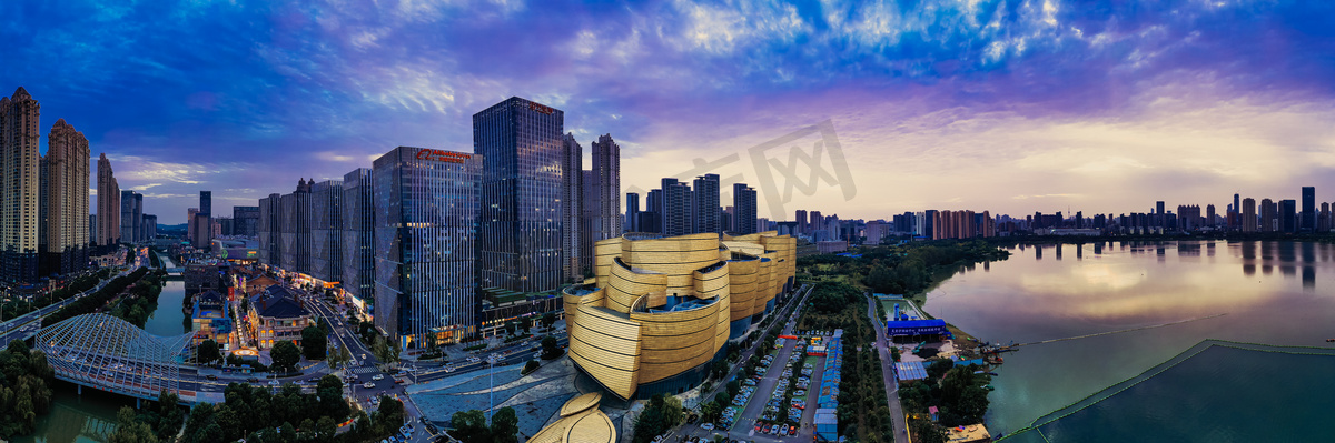 武汉汉街万达国际影城全景实拍摄影图图片