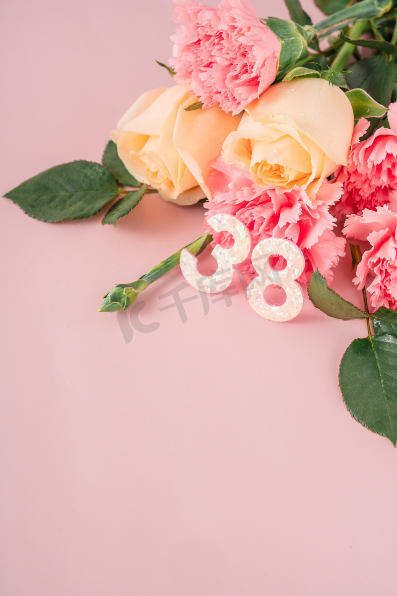 38女神节妇女节礼物花束摄影图配图图片