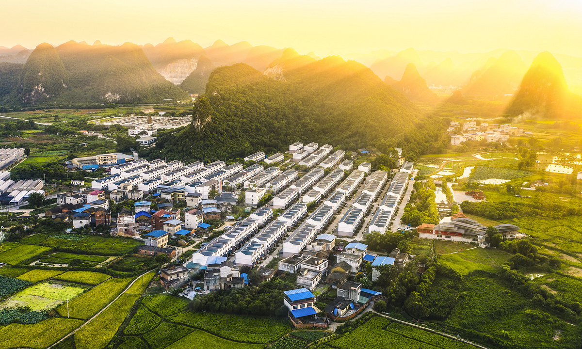 夕阳桂林荔浦市田园风光田园摄影图配图图片