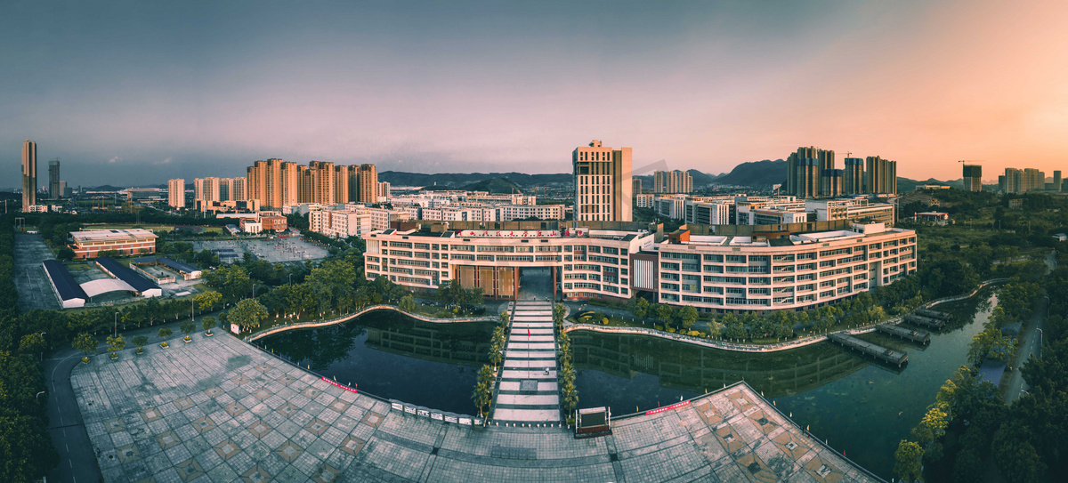 城市夕阳广西柳州工学院航拍学习无人机摄影图配图图片