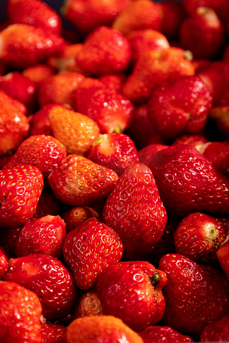草莓营养水果美食背景摄影图配图图片