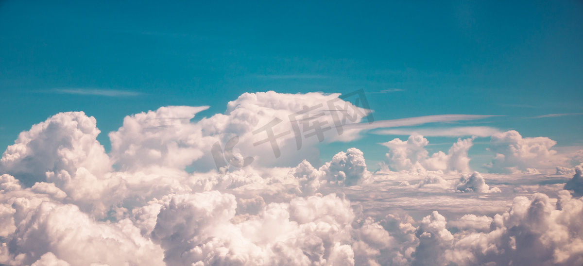 天边的棉花糖下午云天空静物摄影图配图图片