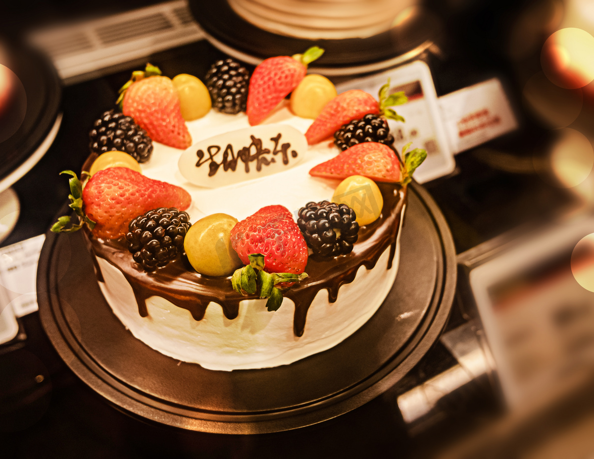 生日蛋糕甜食食品美味摄影图配图图片