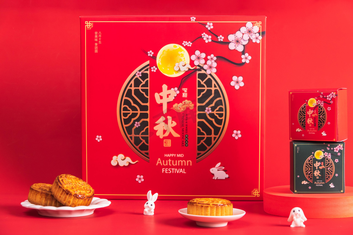 中秋节节日月饼室内中国风摄影图配图图片