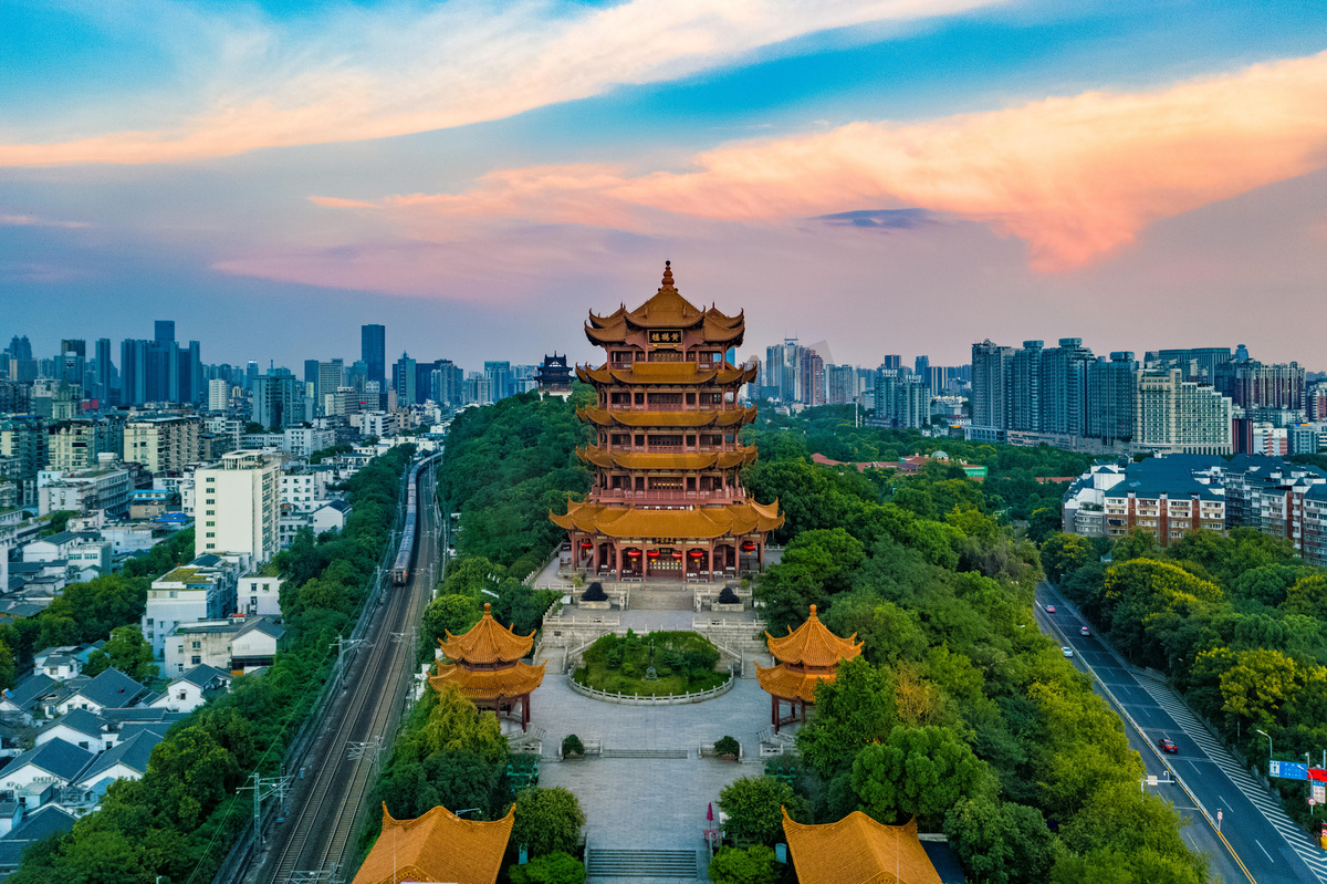 武汉城市地标夕阳地标黄鹤楼航拍摄影图配图图片